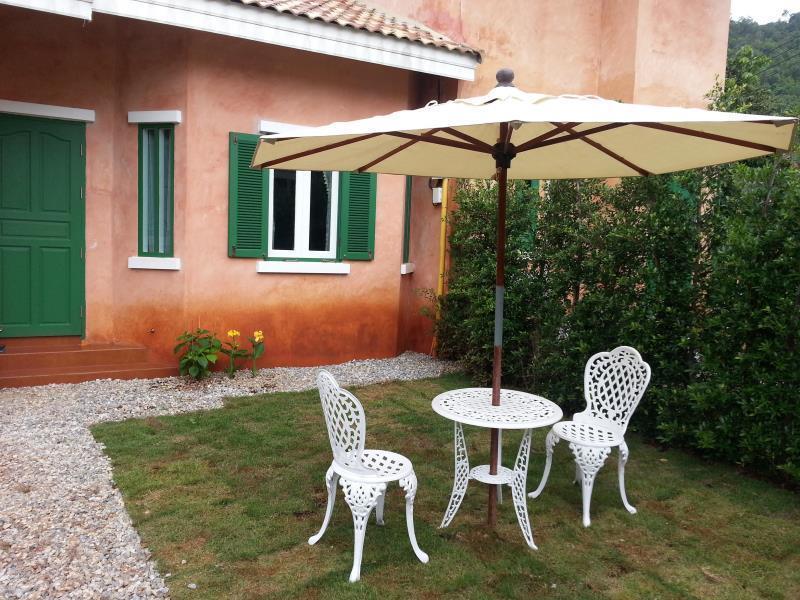 Cinque Terre Resort Thong Pha Phum Exteriör bild